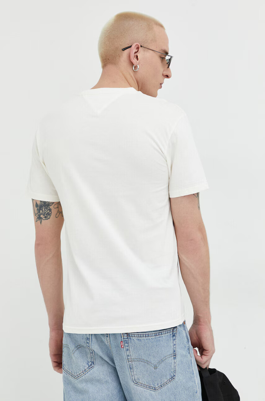 Tommy Jeans Памучна тениска в бяло с апликация - Pepit.bg