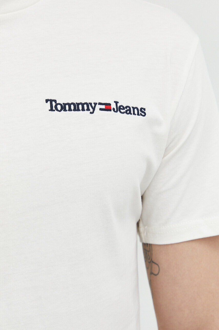 Tommy Jeans Памучна тениска в бяло с апликация - Pepit.bg