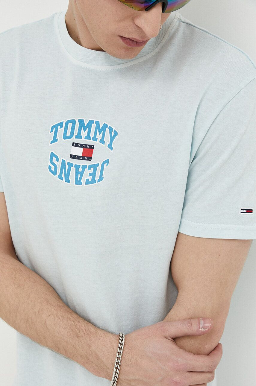 Tommy Jeans Памучна тениска в тюркоазено с апликация - Pepit.bg