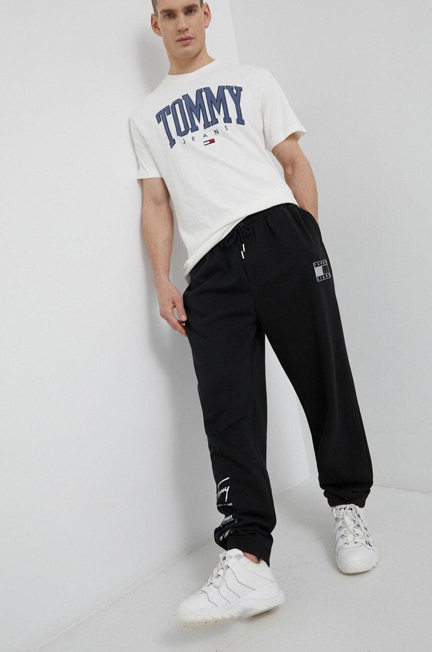 Tommy Jeans Панталон - Pepit.bg