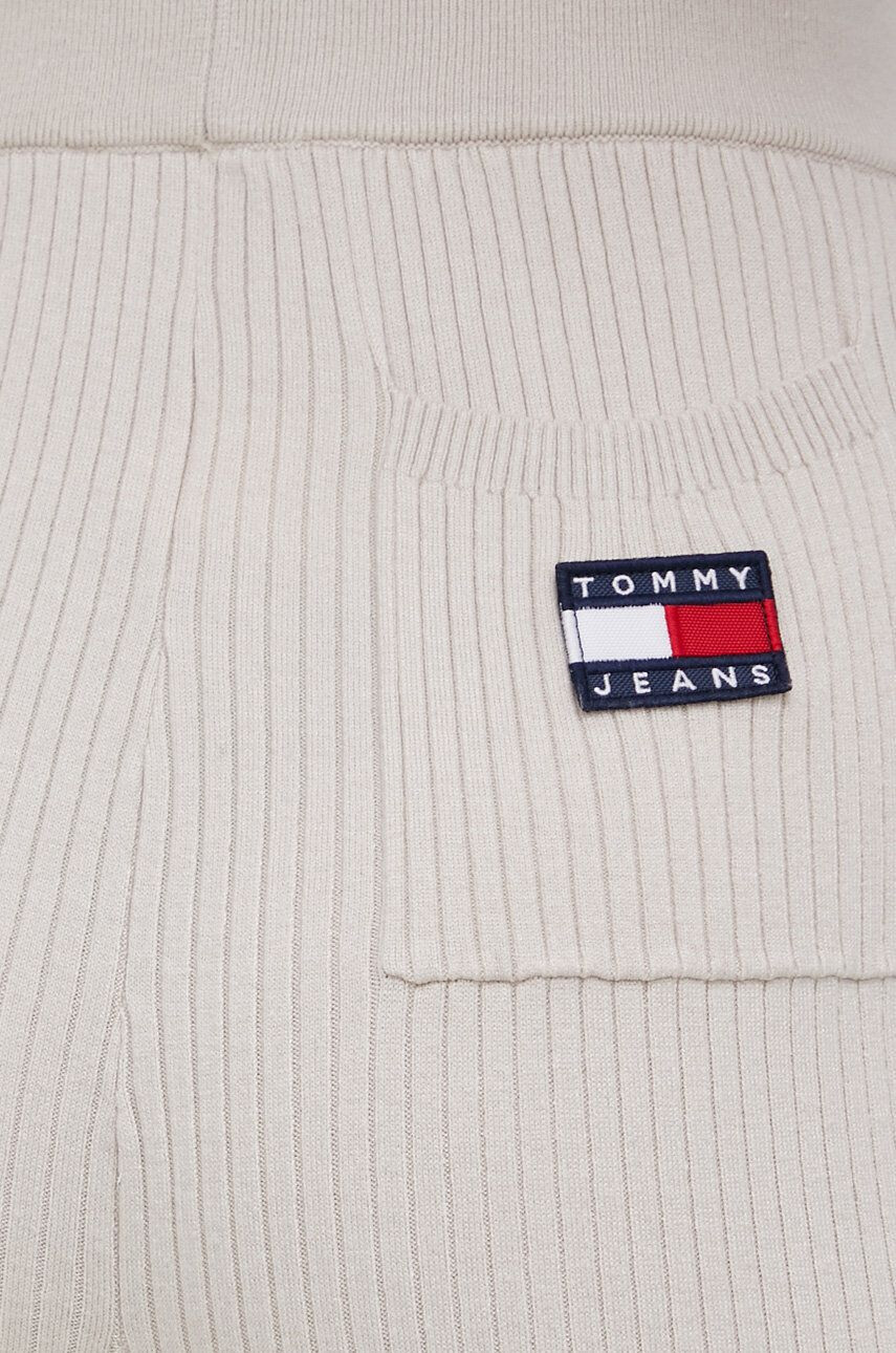 Tommy Jeans Панталони дамски в бежово с изчистен дизайн - Pepit.bg