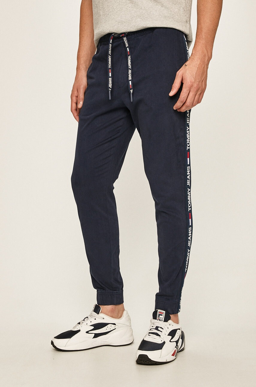 Tommy Jeans Панталони - Pepit.bg