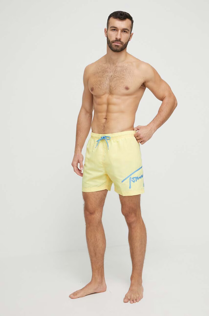 Tommy Jeans Плувни шорти в жълто - Pepit.bg