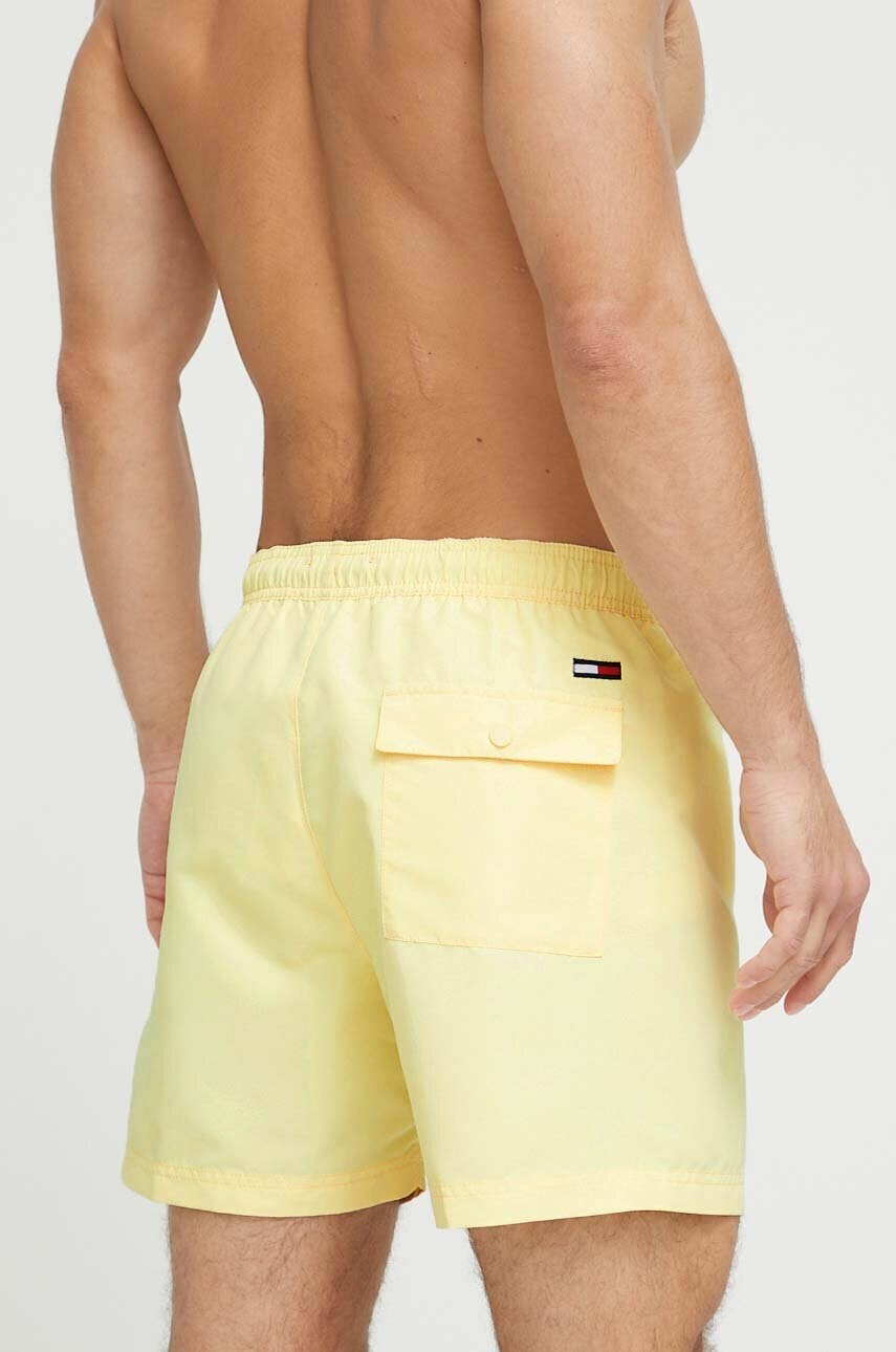 Tommy Jeans Плувни шорти в жълто - Pepit.bg