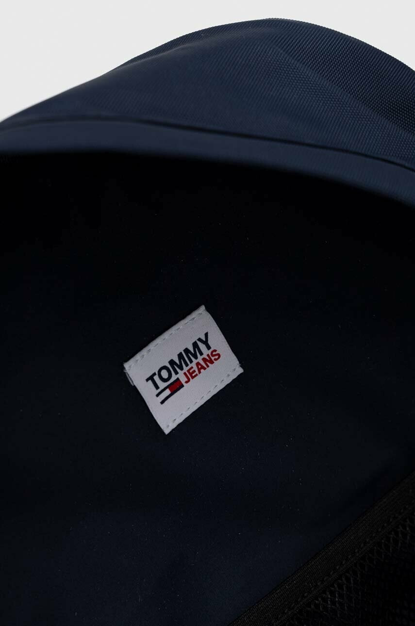 Tommy Jeans Раница в тъмносиньо голям размер с принт - Pepit.bg