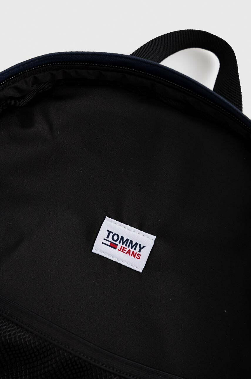 Tommy Jeans Раница в тъмносиньо голям размер с изчистен дизайн - Pepit.bg