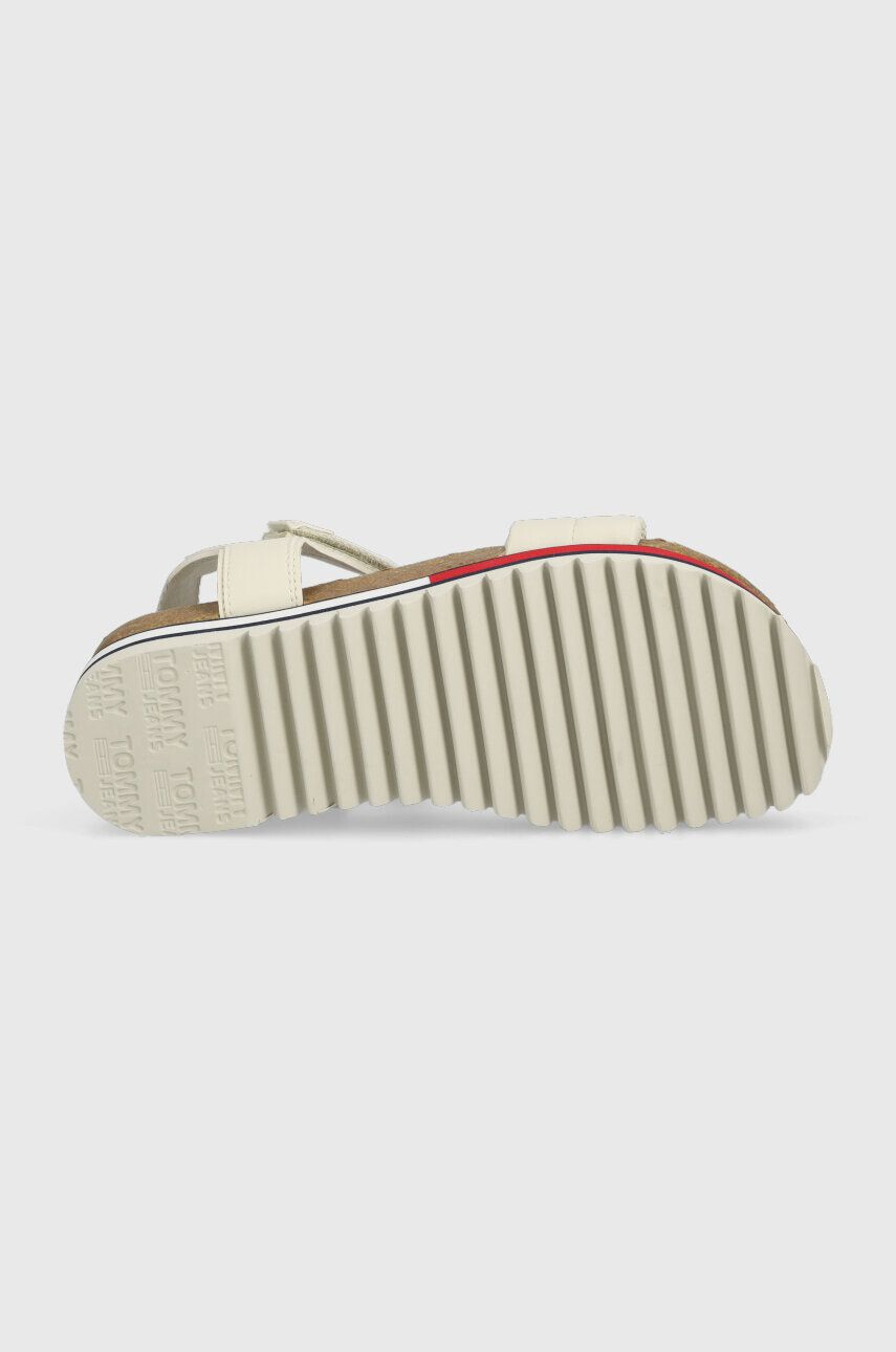 Tommy Jeans Сандали FLAG OUTSOLE SANDAL в бежово с платформа EN0EN02122 - Pepit.bg