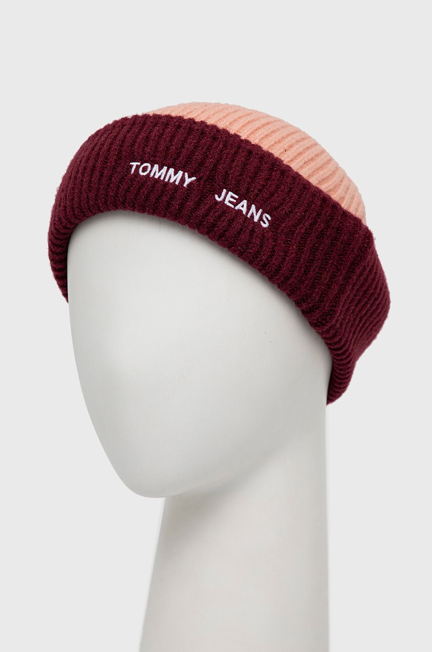 Tommy Jeans Шапка с вълна в бордо - Pepit.bg