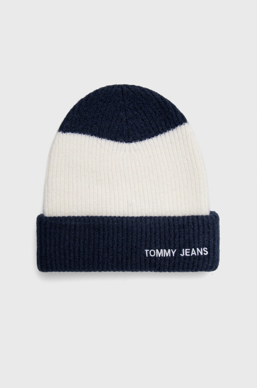 Tommy Jeans Шапка с вълна в тъмносиньо - Pepit.bg