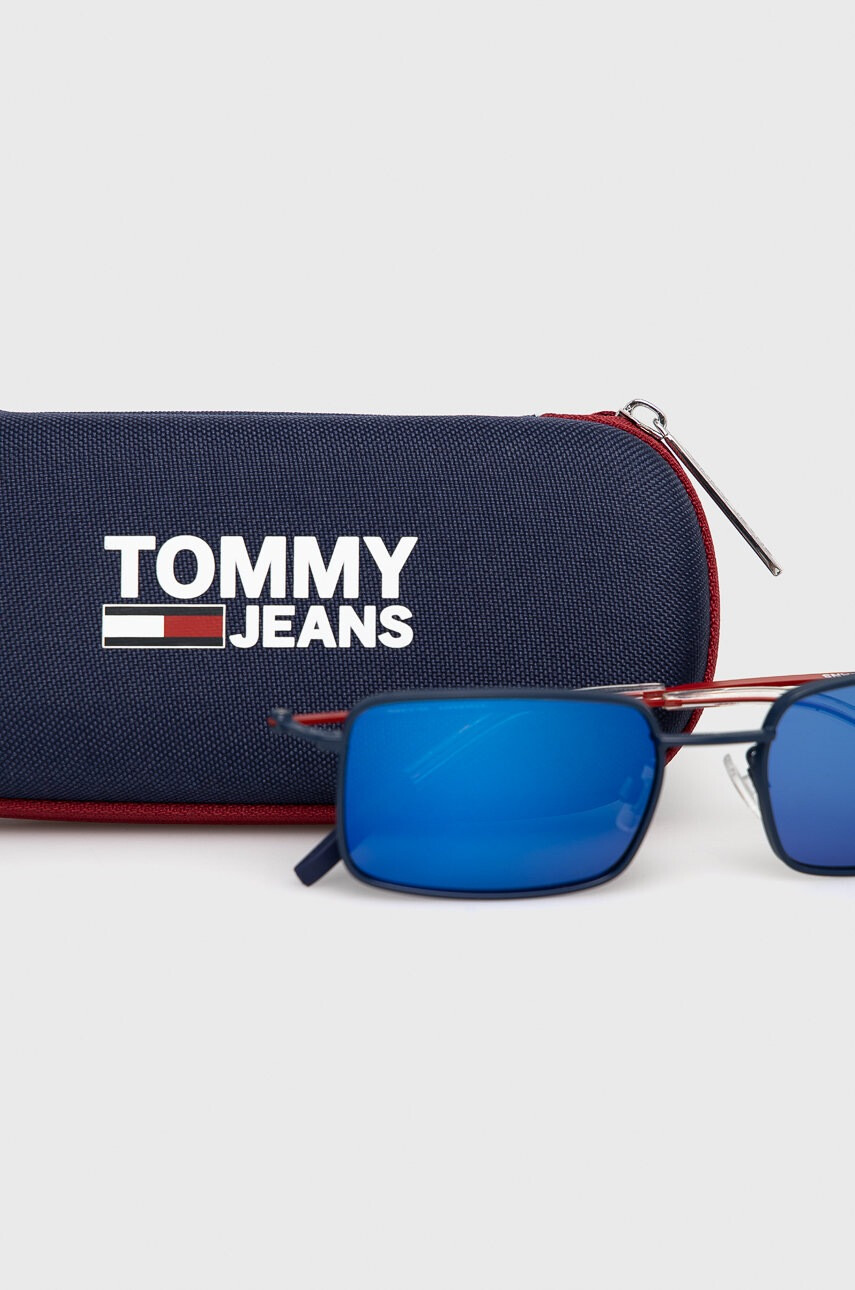Tommy Jeans Слънчеви очила в кафяво - Pepit.bg