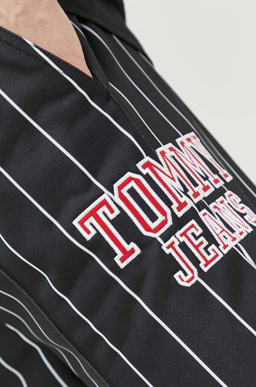 Tommy Jeans Спортен панталон в зелено с десен - Pepit.bg