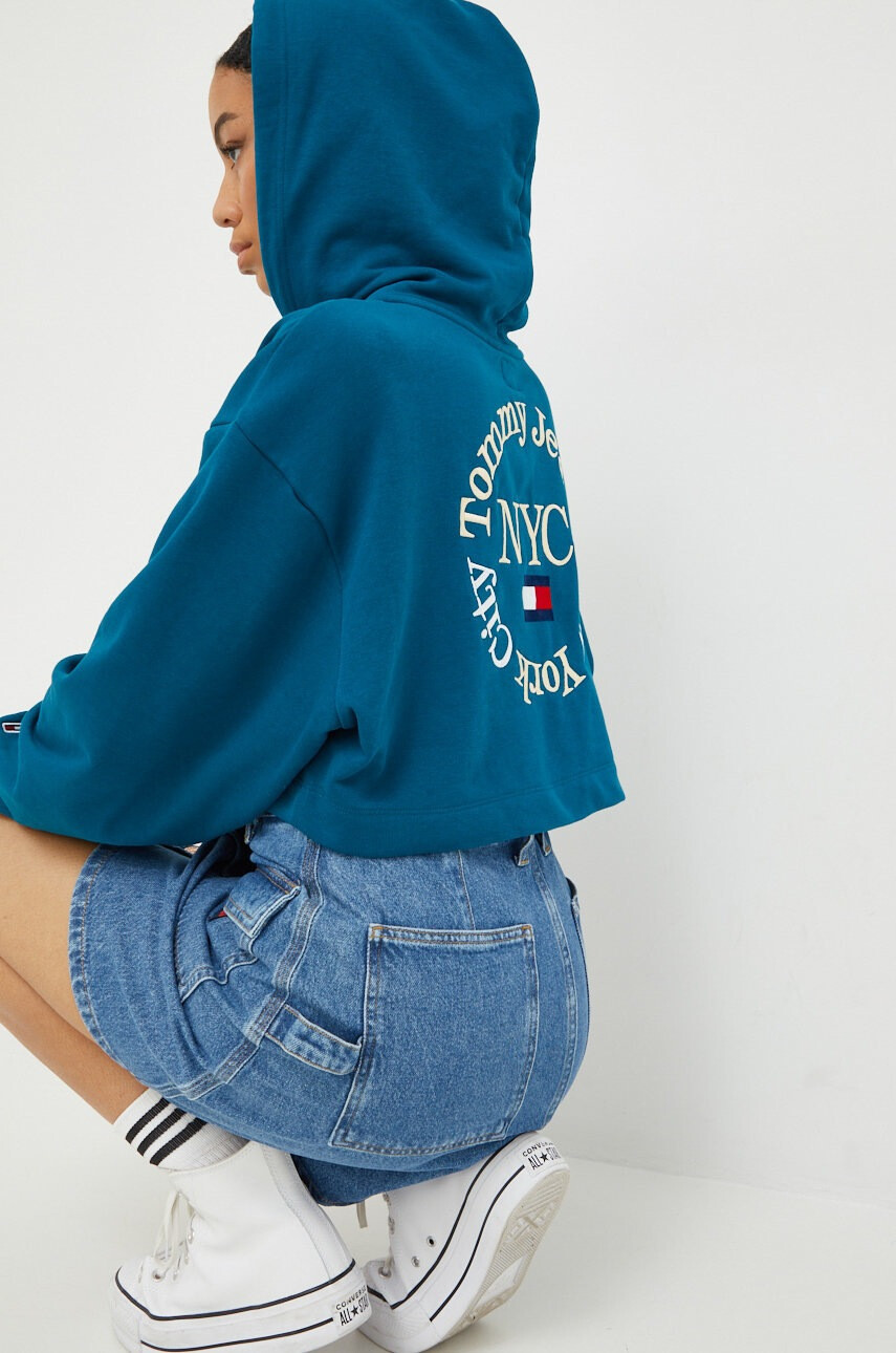 Tommy Jeans Суичър в тюркоазено с апликация - Pepit.bg