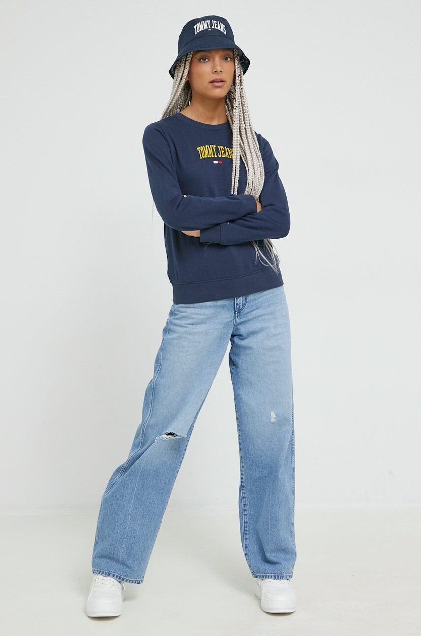 Tommy Jeans Суичър в черно с качулка с изчистен дизайн - Pepit.bg