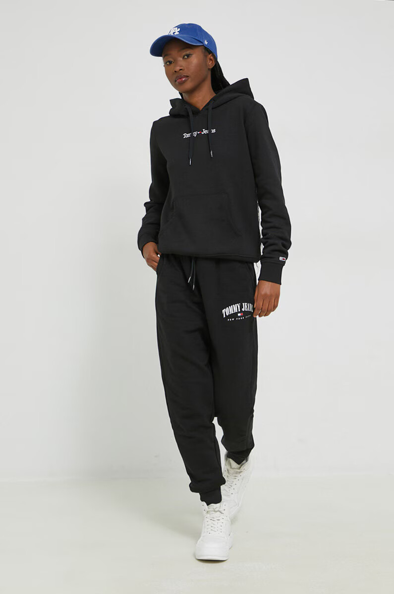 Tommy Jeans Суичър в черно с качулка с десен - Pepit.bg