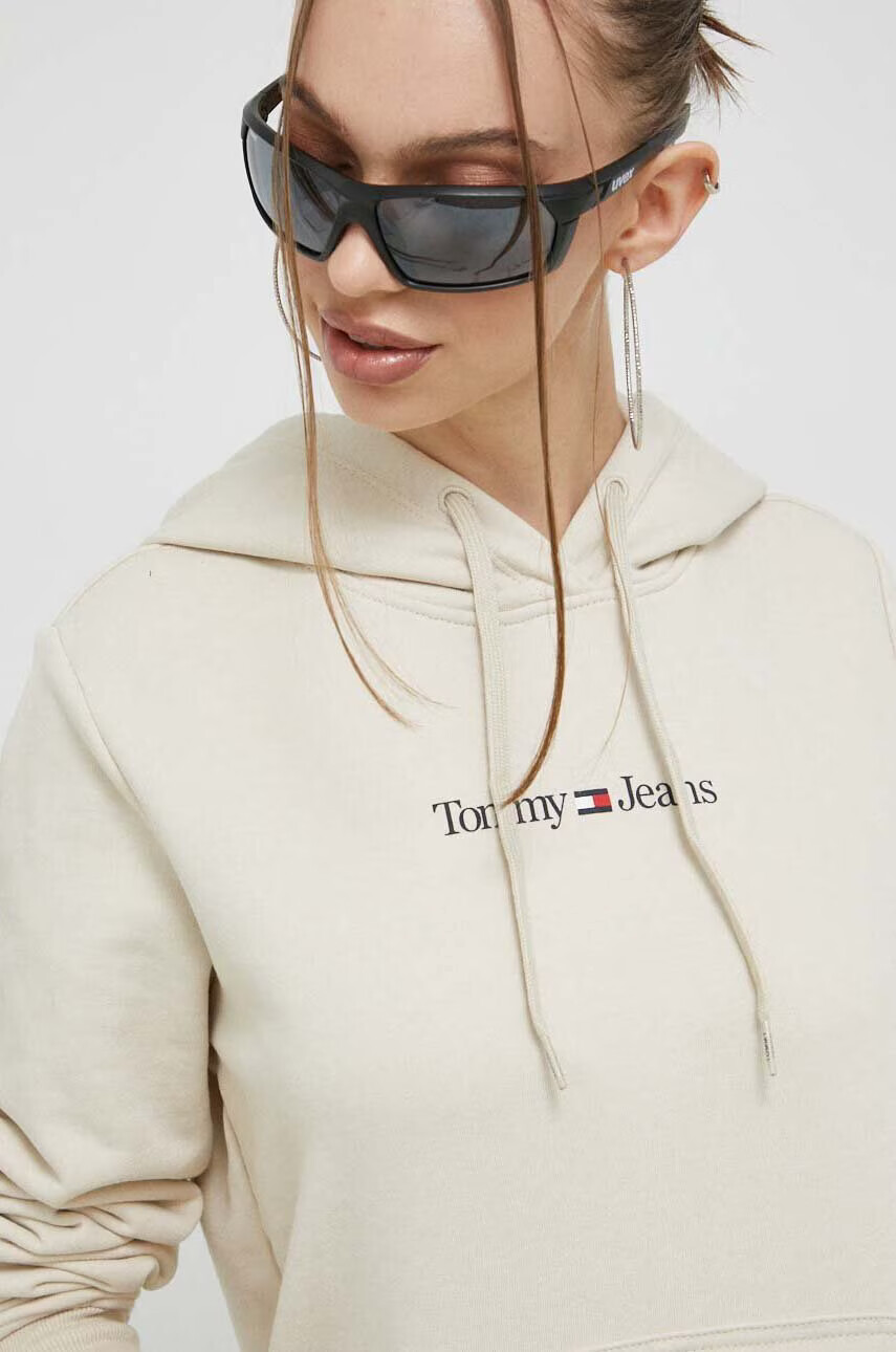 Tommy Jeans Суичър в бежово с качулка с принт - Pepit.bg