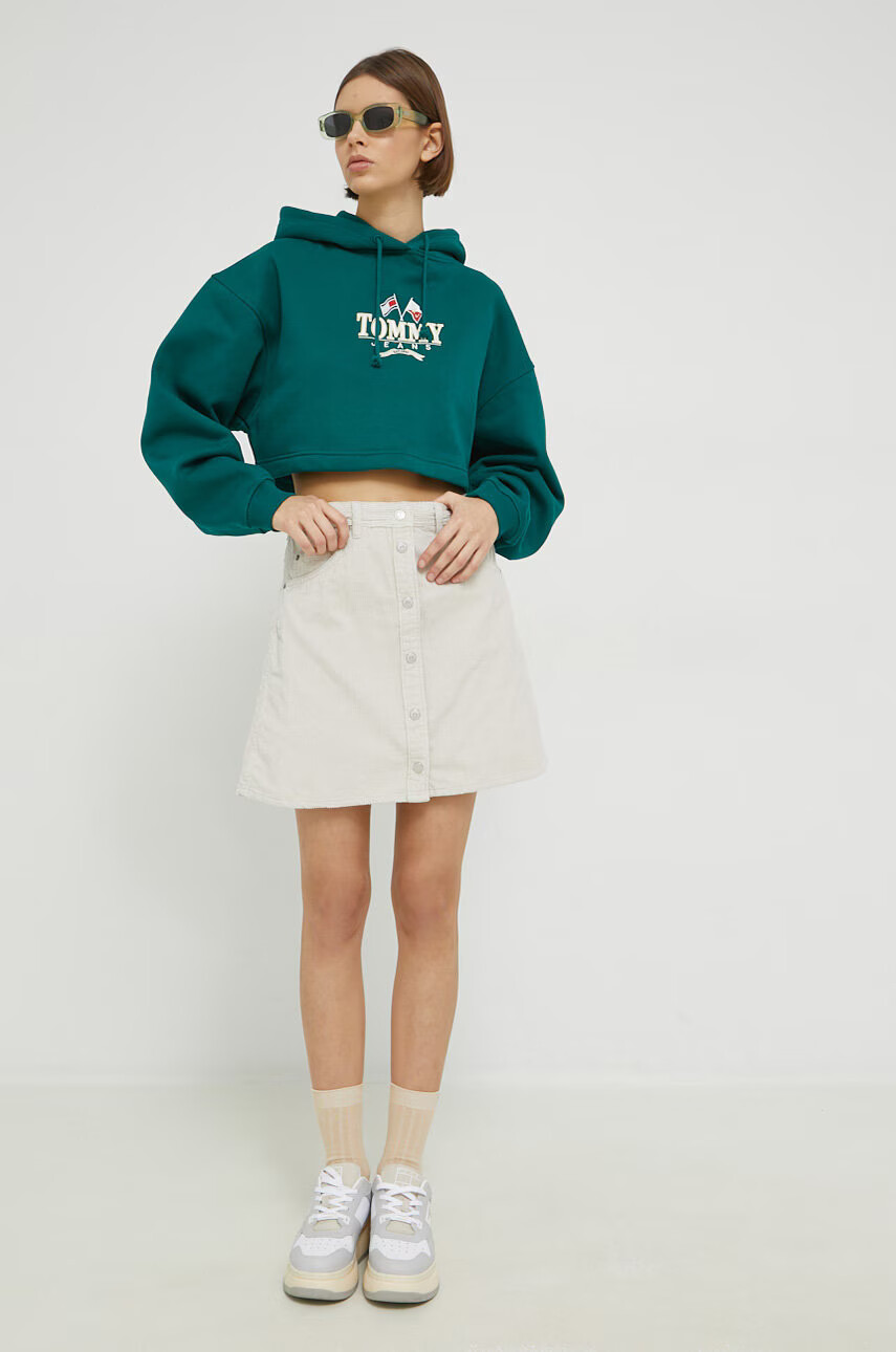 Tommy Jeans Суичър в зелено с качулка с апликация - Pepit.bg