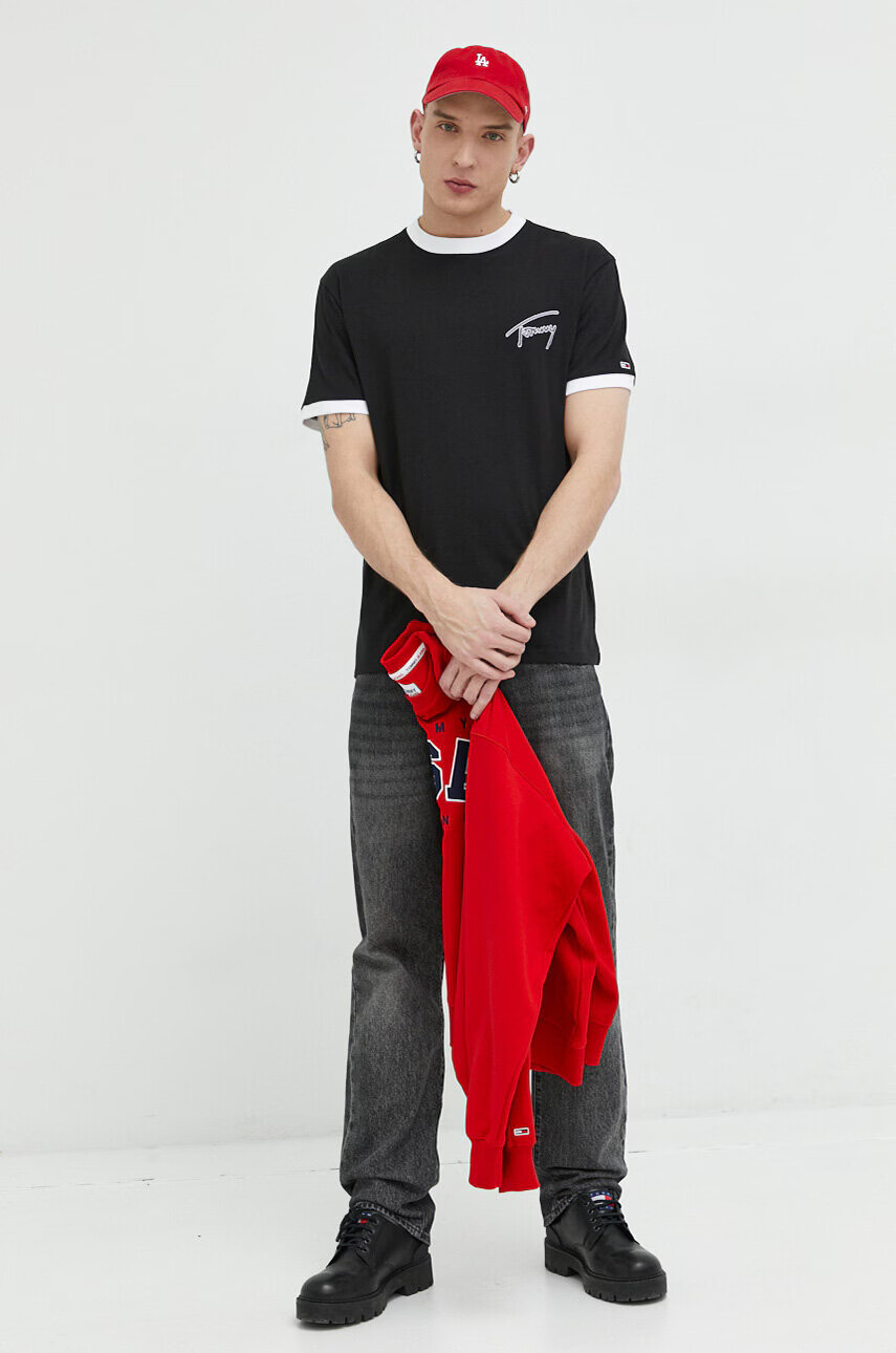 Tommy Jeans Суичър в червено с апликация - Pepit.bg