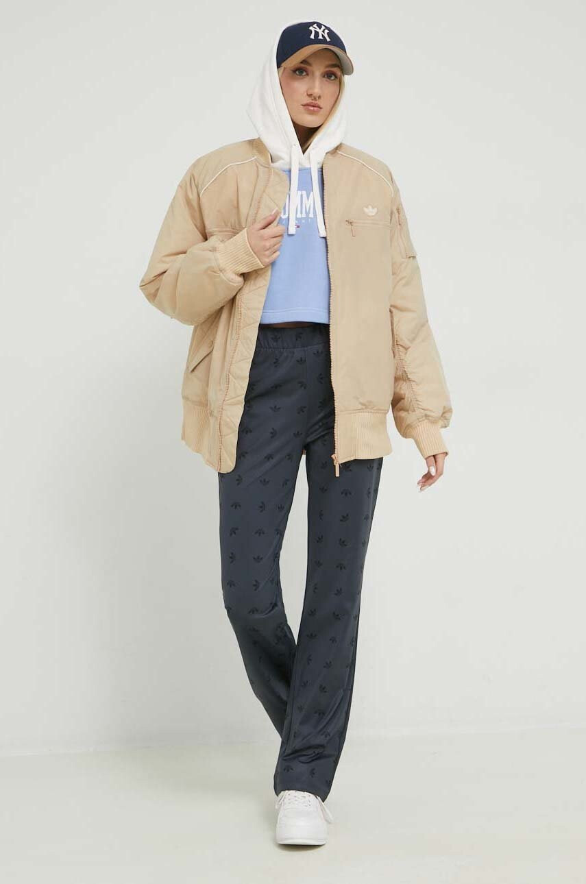 Tommy Jeans Суичър в синьо с качулка с десен - Pepit.bg