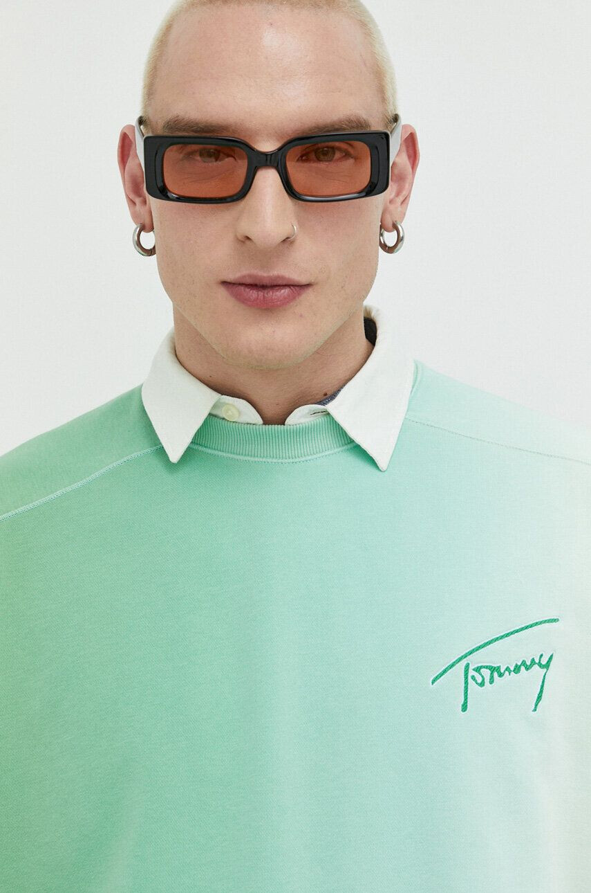 Tommy Jeans Суичър в зелено с десен - Pepit.bg