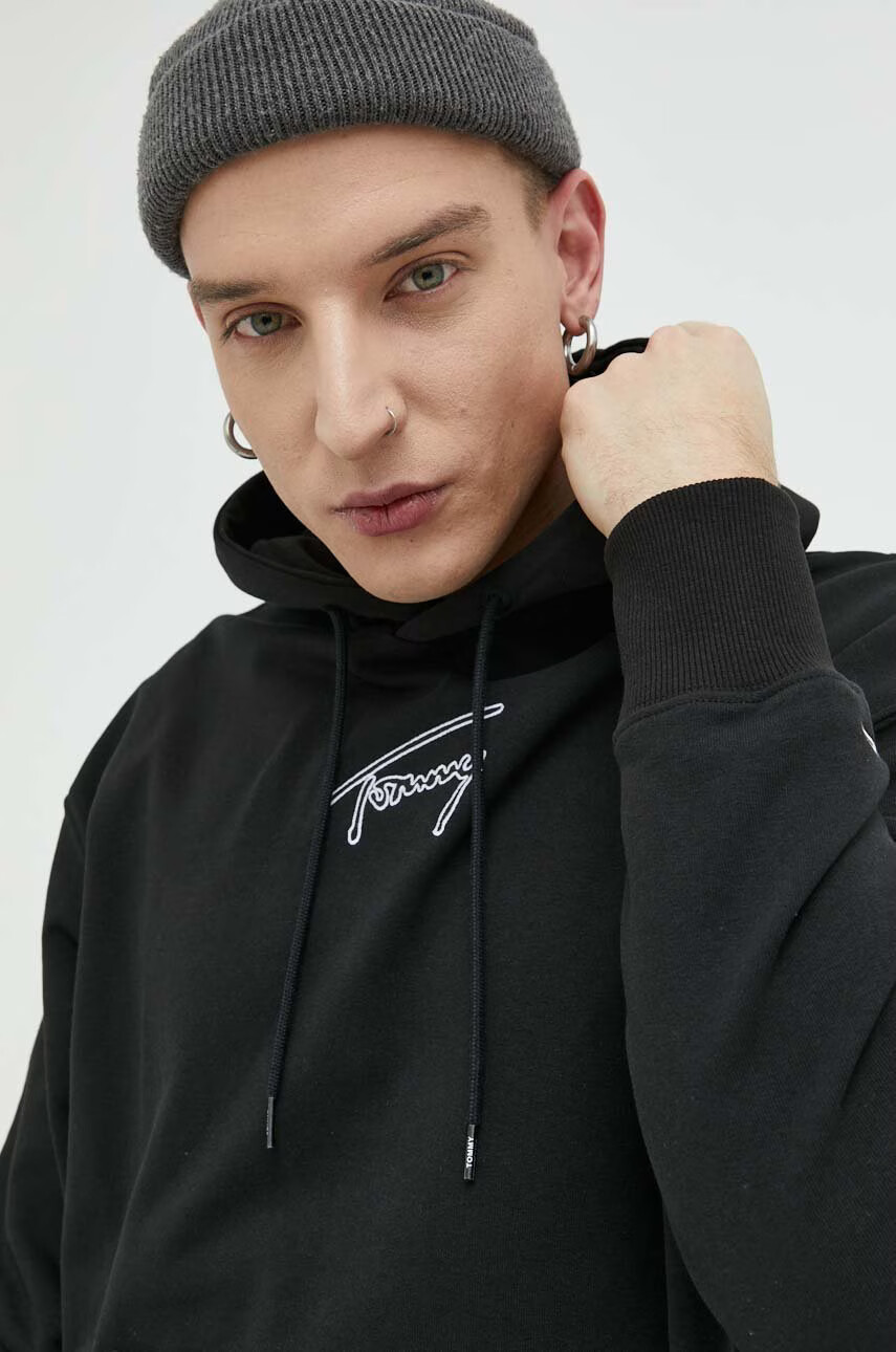 Tommy Jeans Суичър в черно с качулка с апликация - Pepit.bg