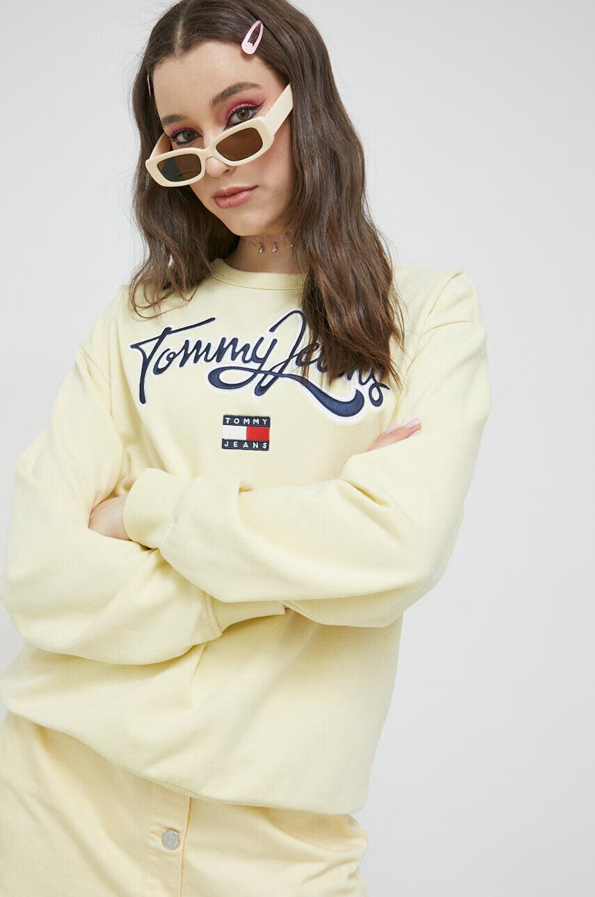 Tommy Jeans Суичър в жълто с апликация - Pepit.bg