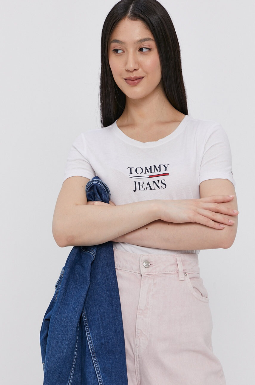 Tommy Jeans Тениска дамска в бяло - Pepit.bg