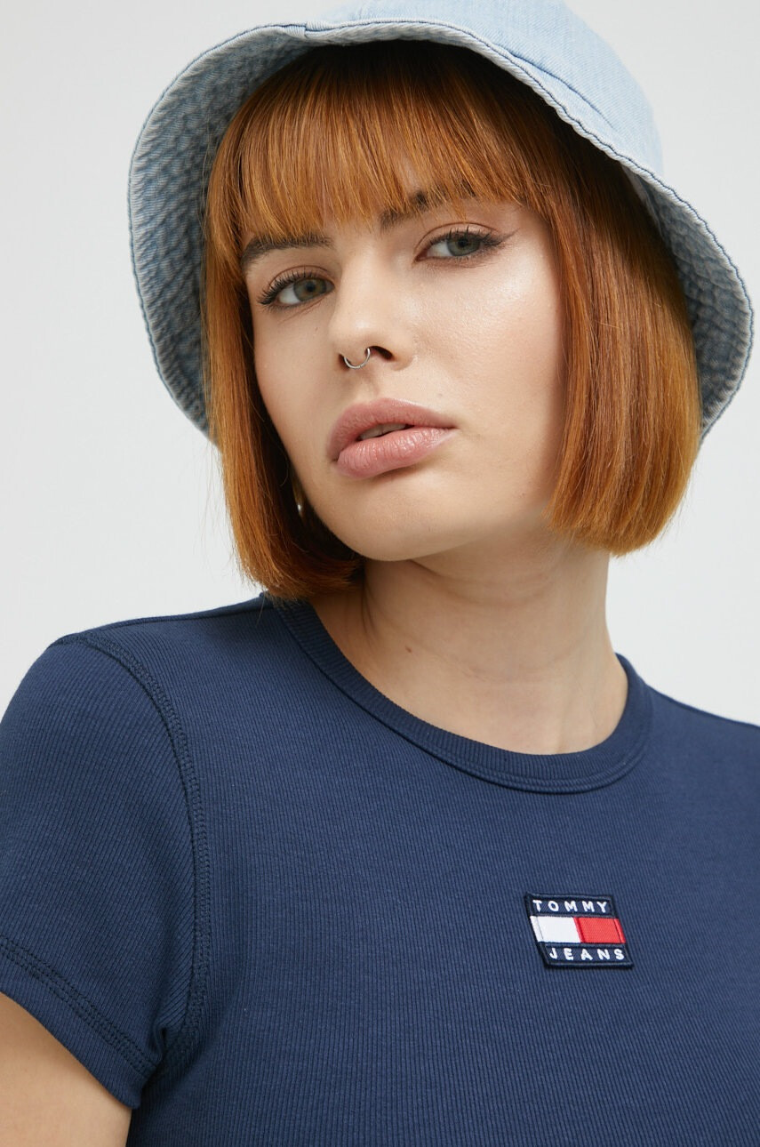 Tommy Jeans Тениска дамска в червено - Pepit.bg
