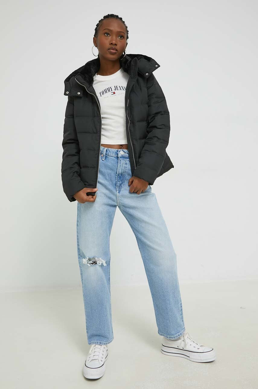 Tommy Jeans Тениска в бежово - Pepit.bg