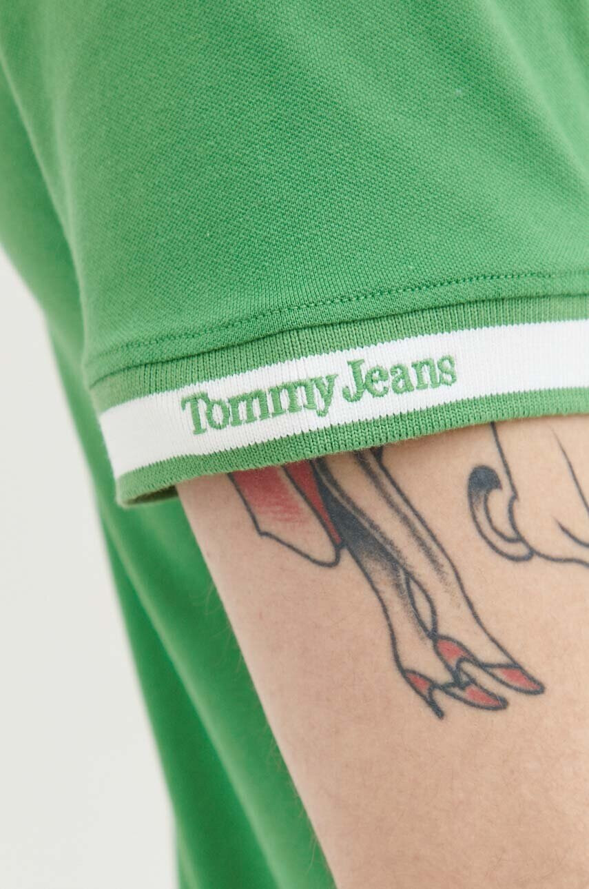 Tommy Jeans Тениска с яка в зелено с апликация - Pepit.bg