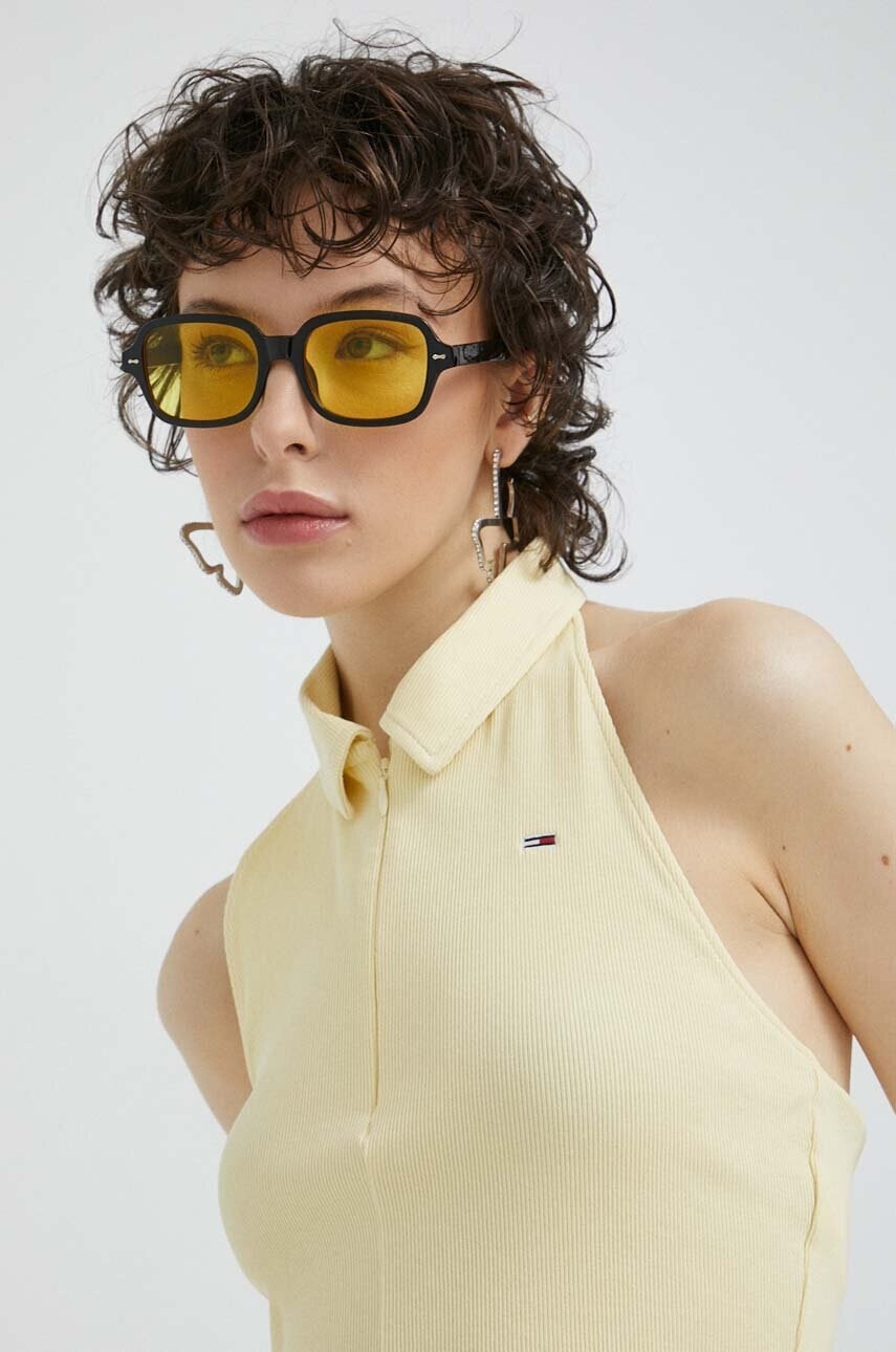 Tommy Jeans Топ дамски в жълто - Pepit.bg