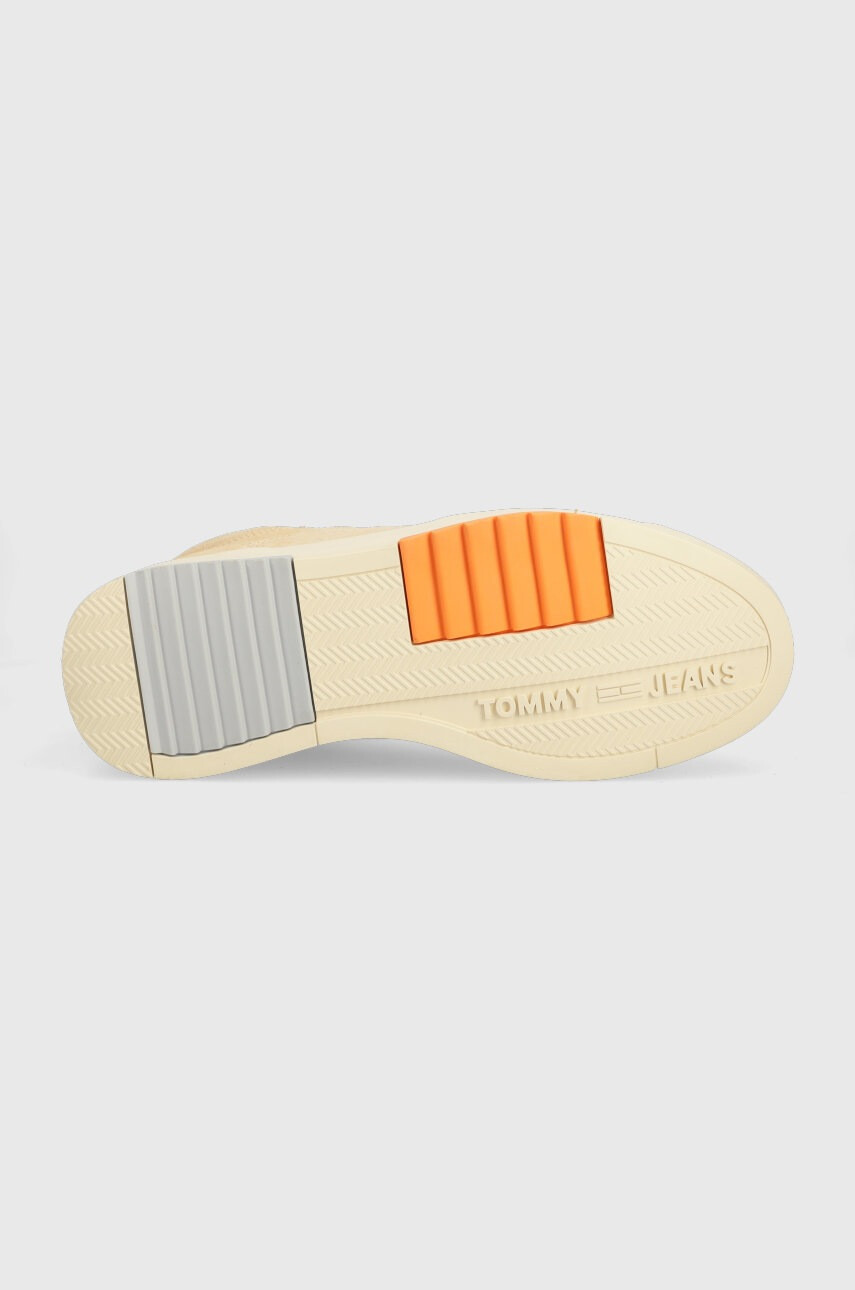 Tommy Jeans Велурени маратонки Suede Basket Midcut в бежово - Pepit.bg