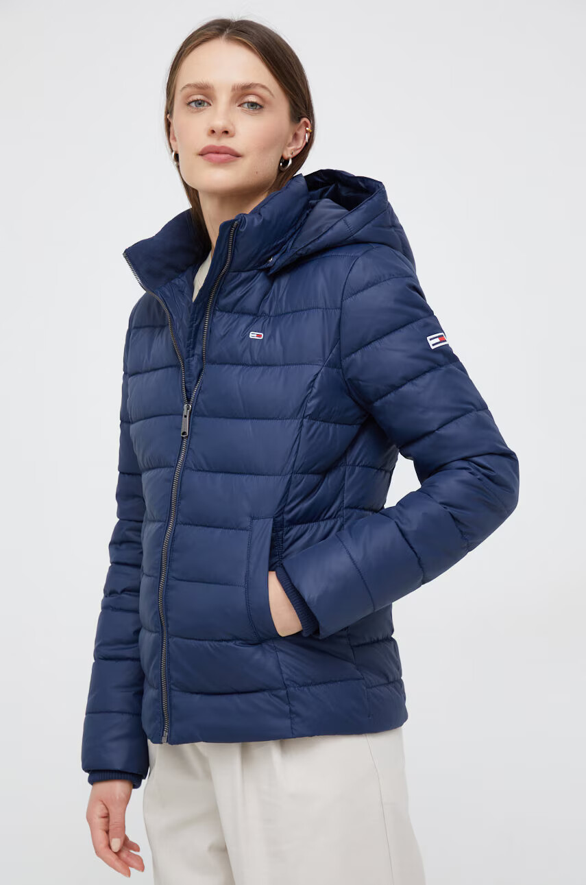 Tommy Jeans Яке в тъмносиньо със зимна изолация - Pepit.bg