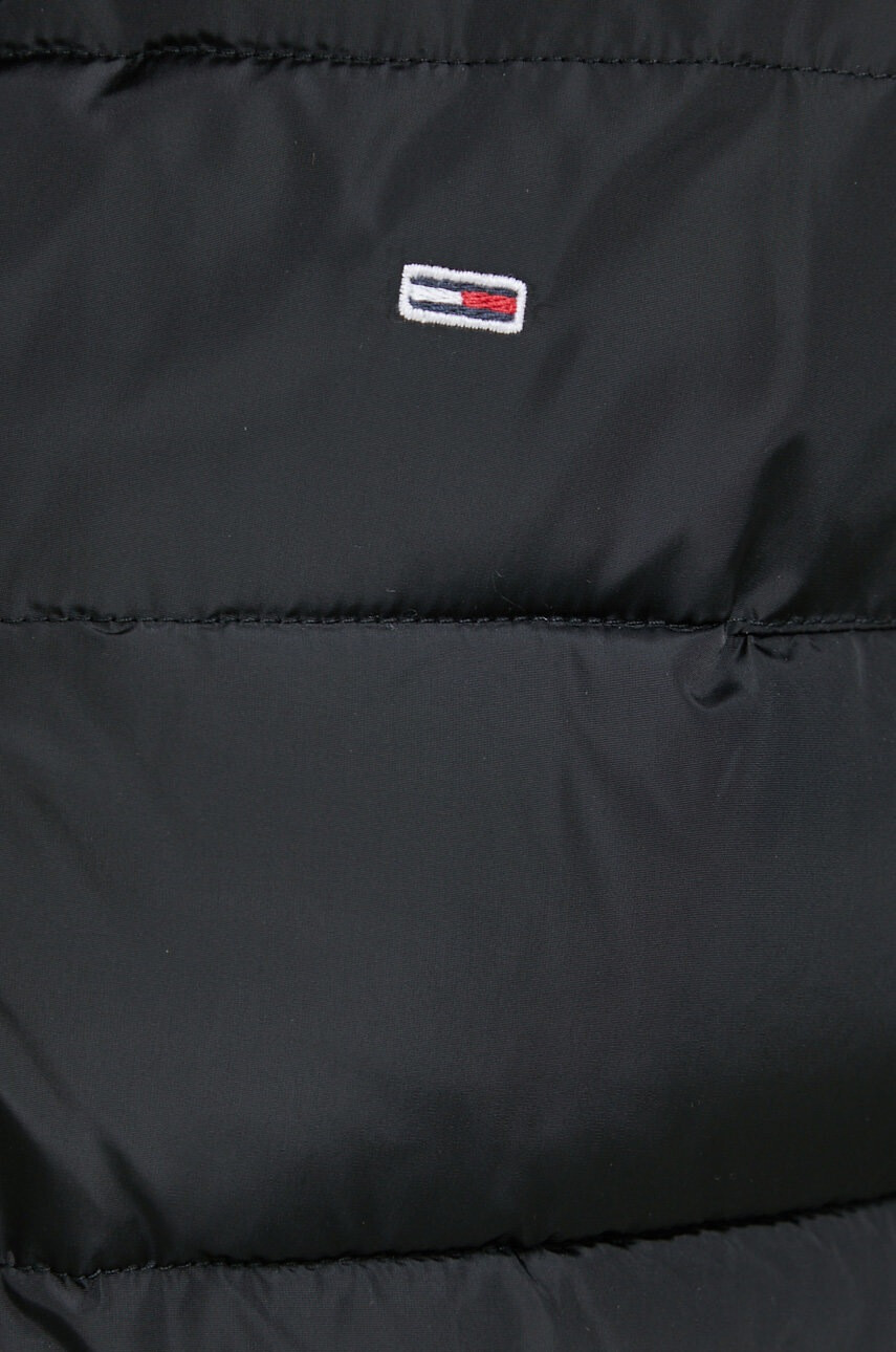 Tommy Jeans Яке в черно със зимна изолация - Pepit.bg