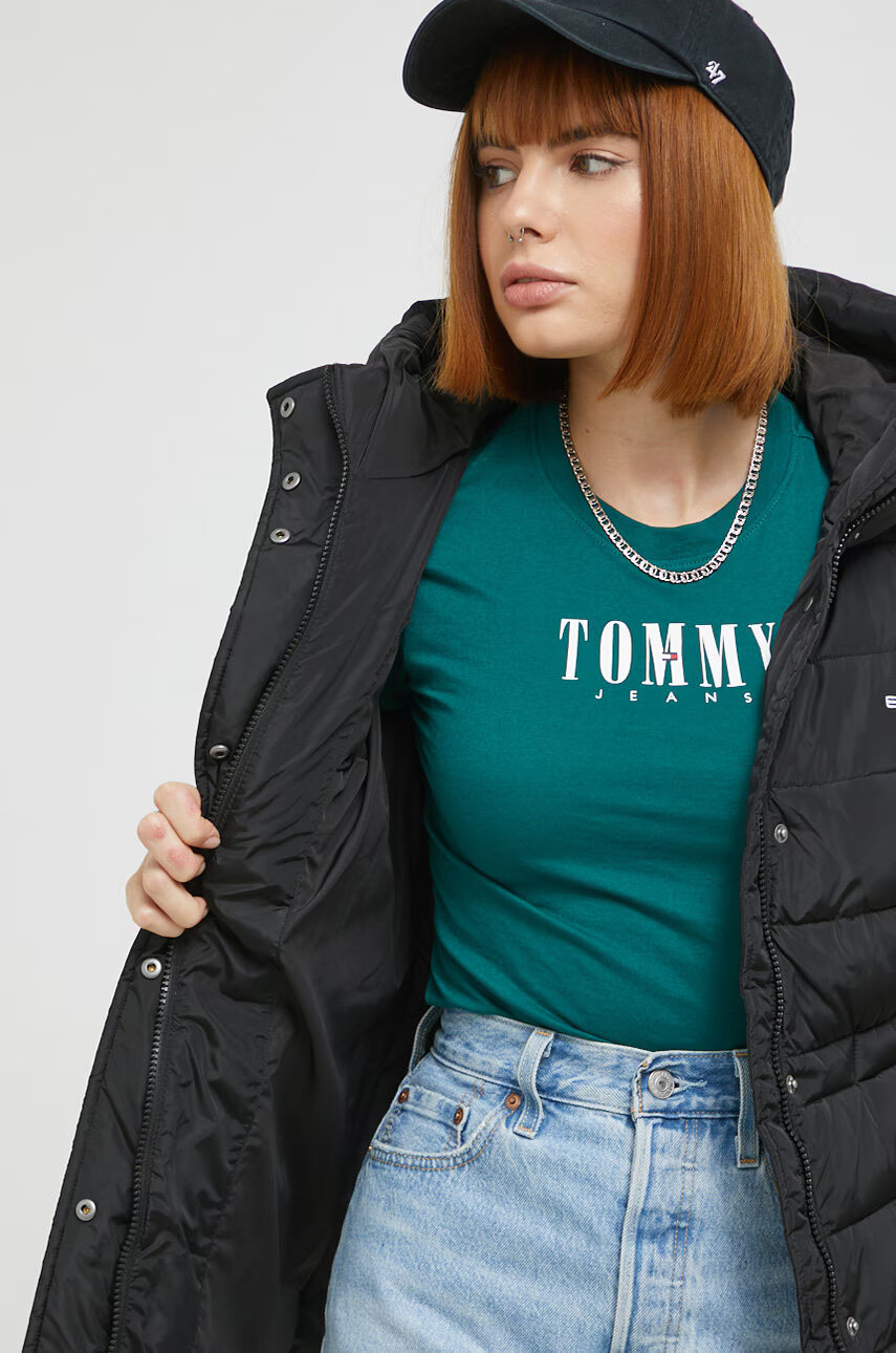 Tommy Jeans Яке в черно със зимна изолация - Pepit.bg