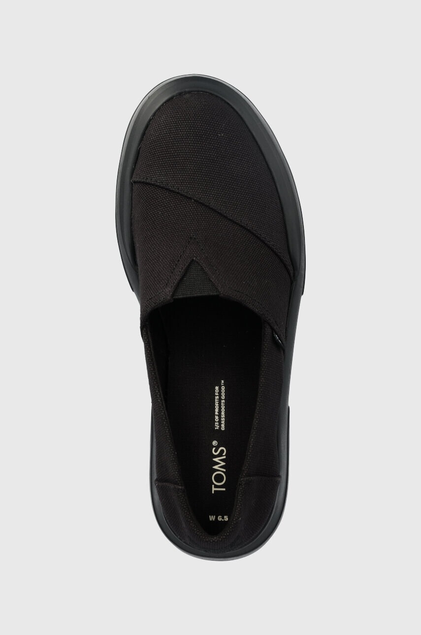 Toms Половинки обувки Alpargata Combat Low в черно с платформа 10019548 - Pepit.bg