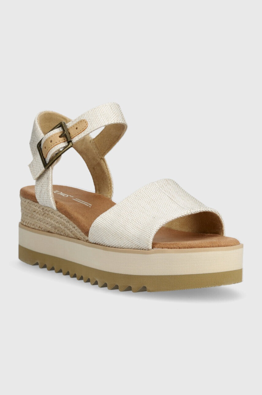 Toms Сандали Diana в бежово със скосена платформа - Pepit.bg