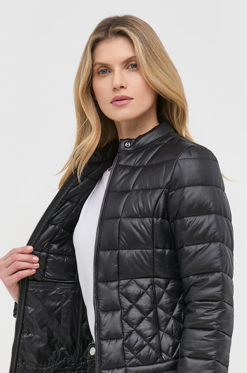 Trussardi Яке в черно с преходна изолация - Pepit.bg