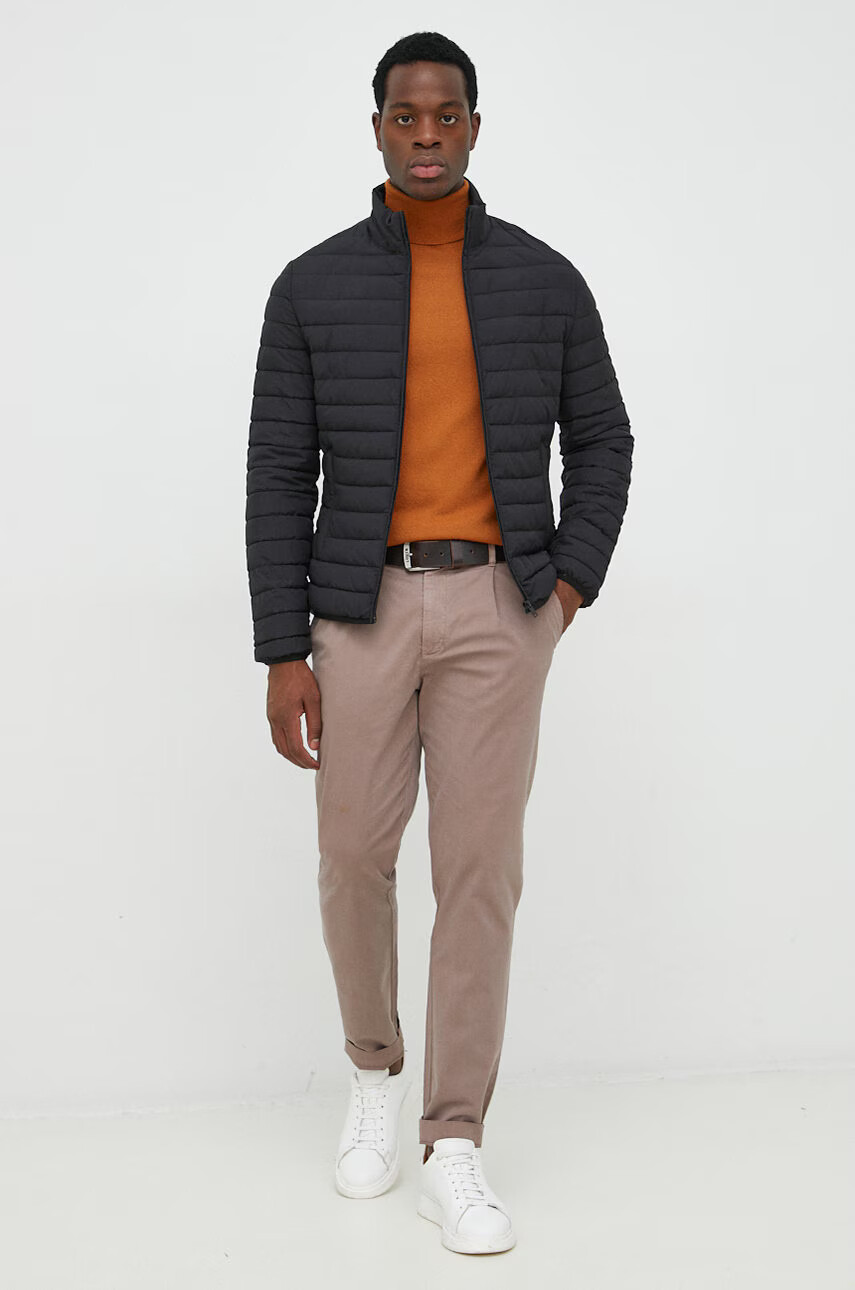 Trussardi Яке в черно с преходна изолация - Pepit.bg