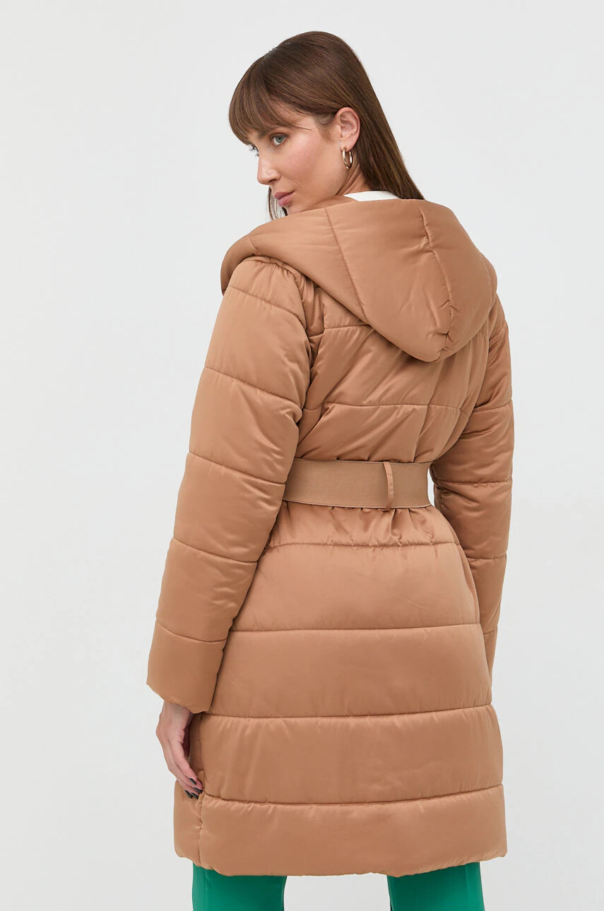 Twinset Яке в бежово с преходна изолация - Pepit.bg