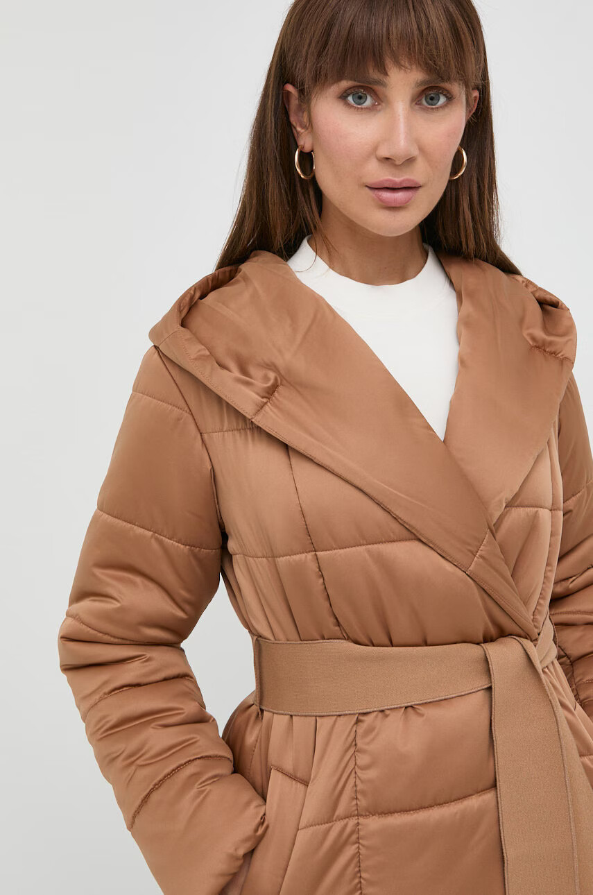 Twinset Яке в бежово с преходна изолация - Pepit.bg