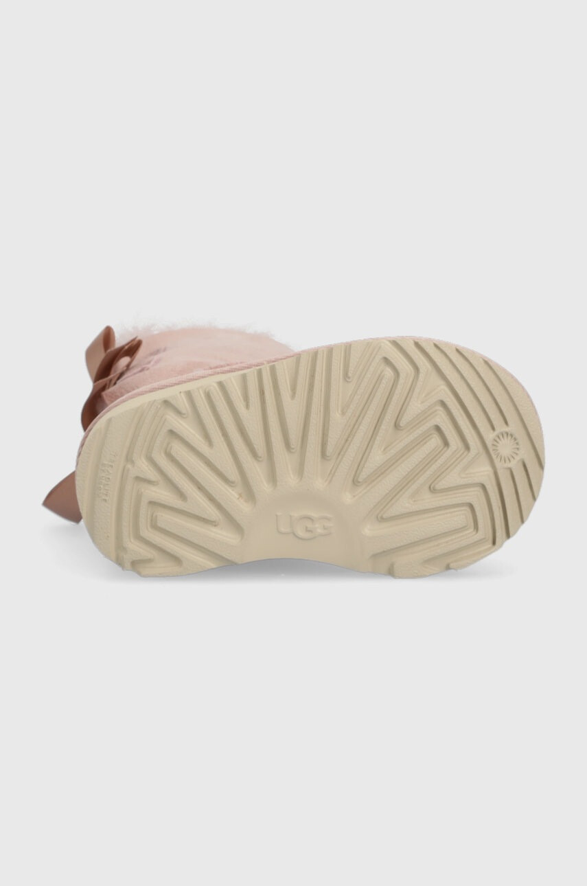 Ugg Детски велурени апрески Bailey Bow Ii в розово - Pepit.bg