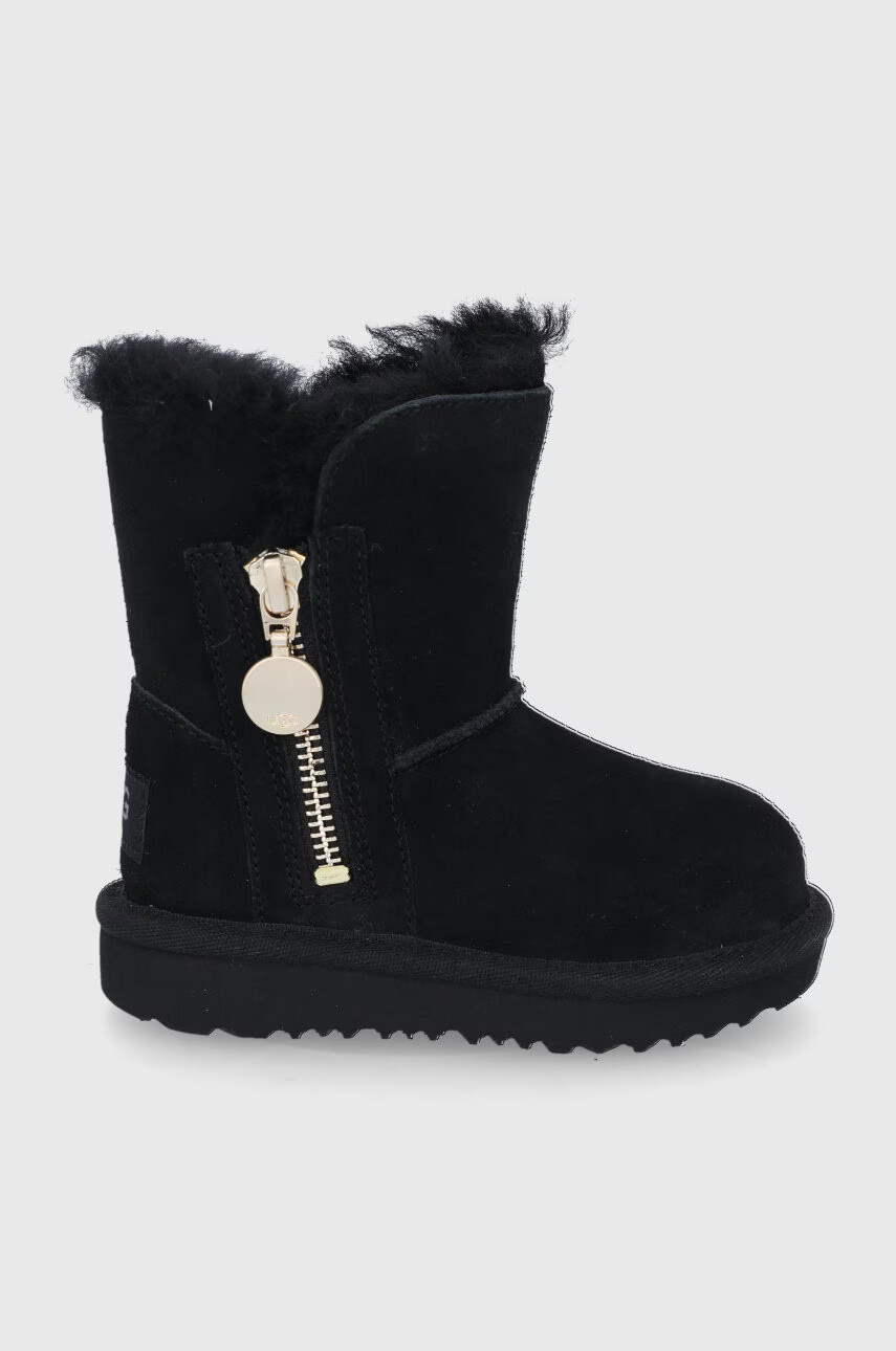 Ugg Детски велурени апрески Bailey Zip Short в черно - Pepit.bg