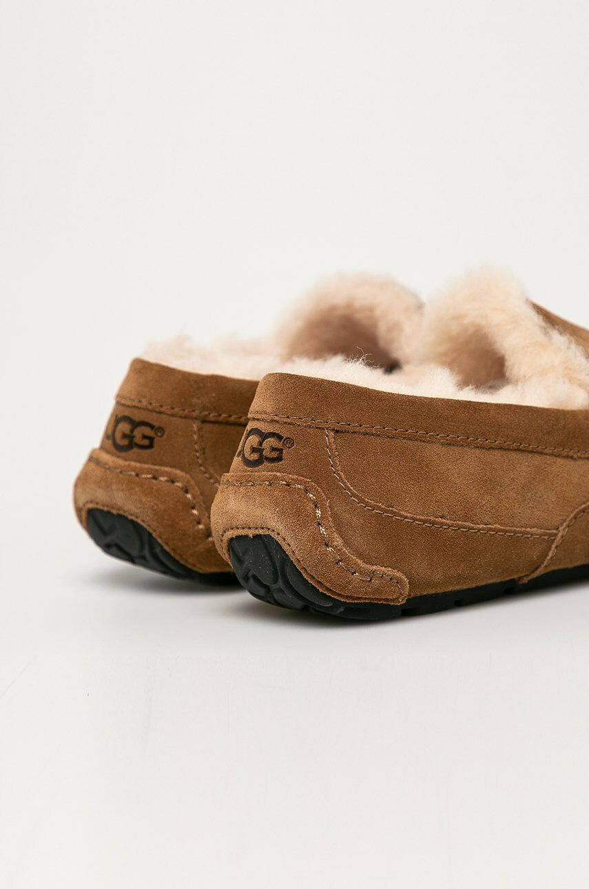 Ugg Кожени чехли Ascot - Pepit.bg