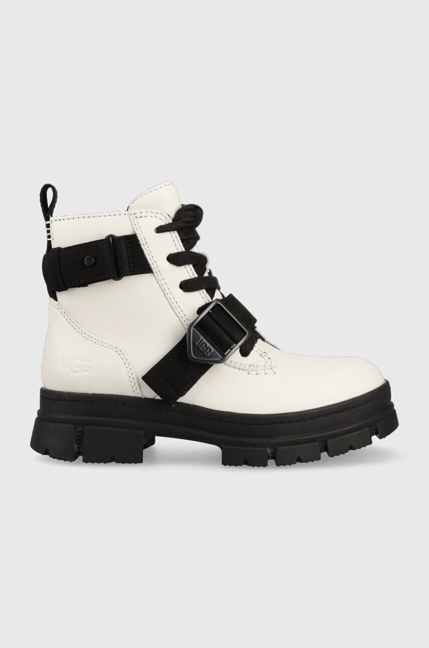 Ugg Кожени кубинки W Ashton Lace Up в бяло с платформа - Pepit.bg