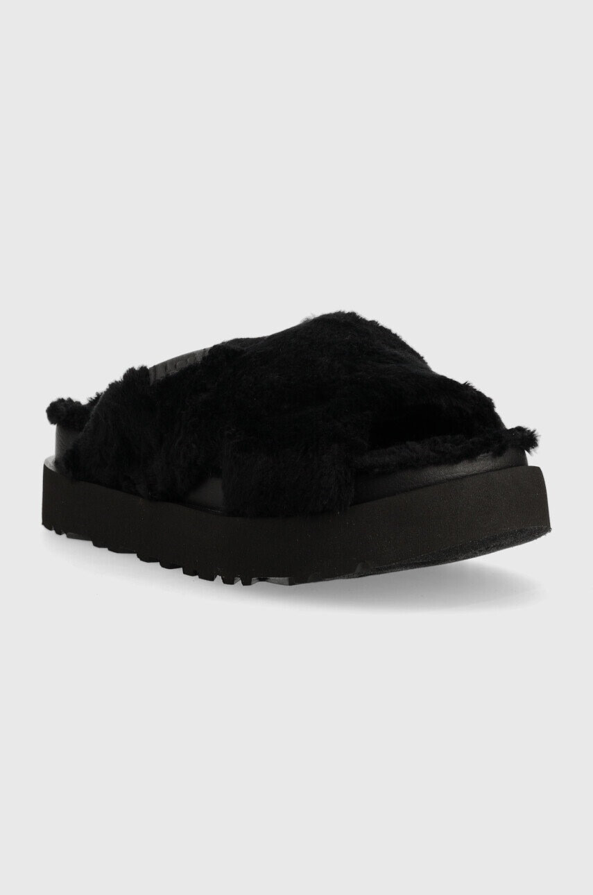 Ugg Пантофи W Fuzz Sugar Cross Slide в черно - Pepit.bg
