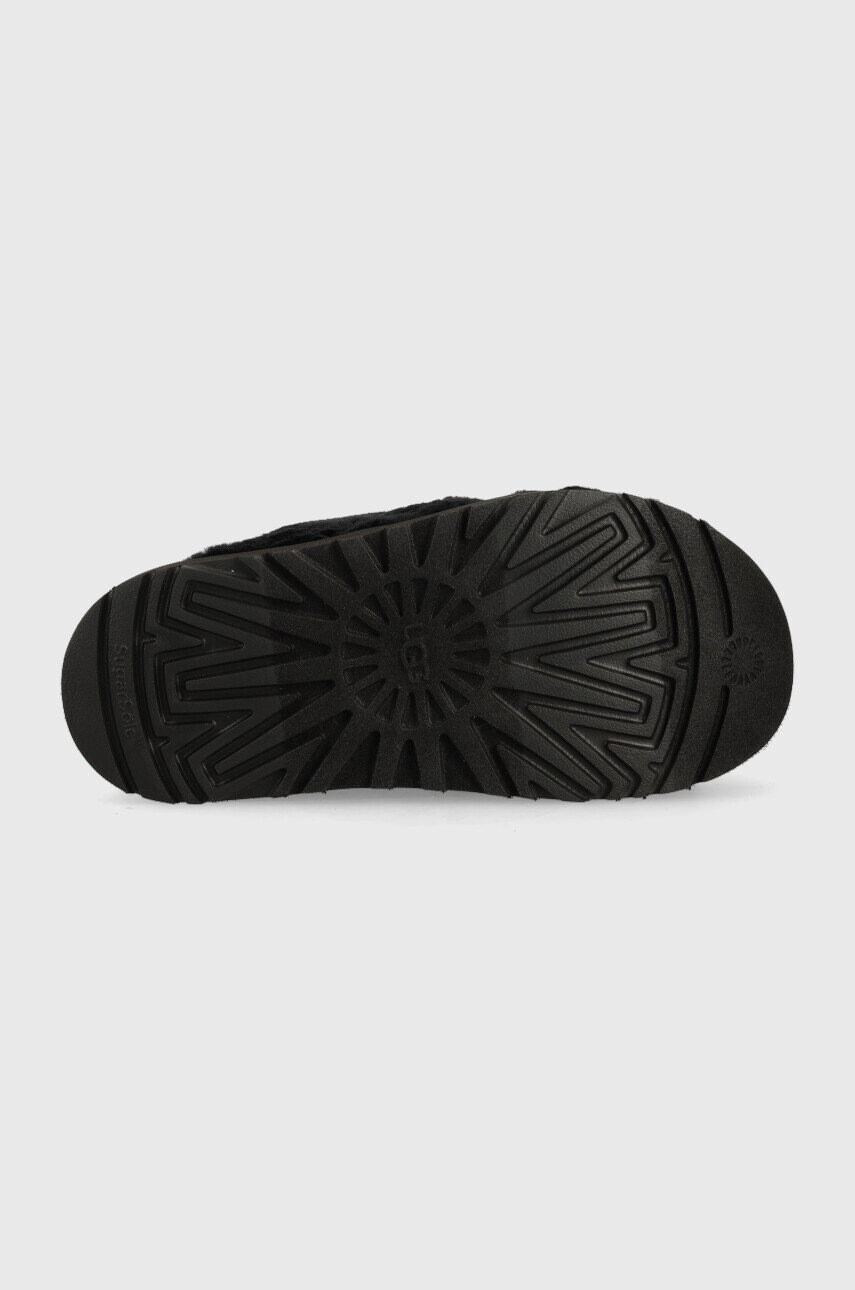 Ugg Пантофи W Fuzz Sugar Cross Slide в черно - Pepit.bg