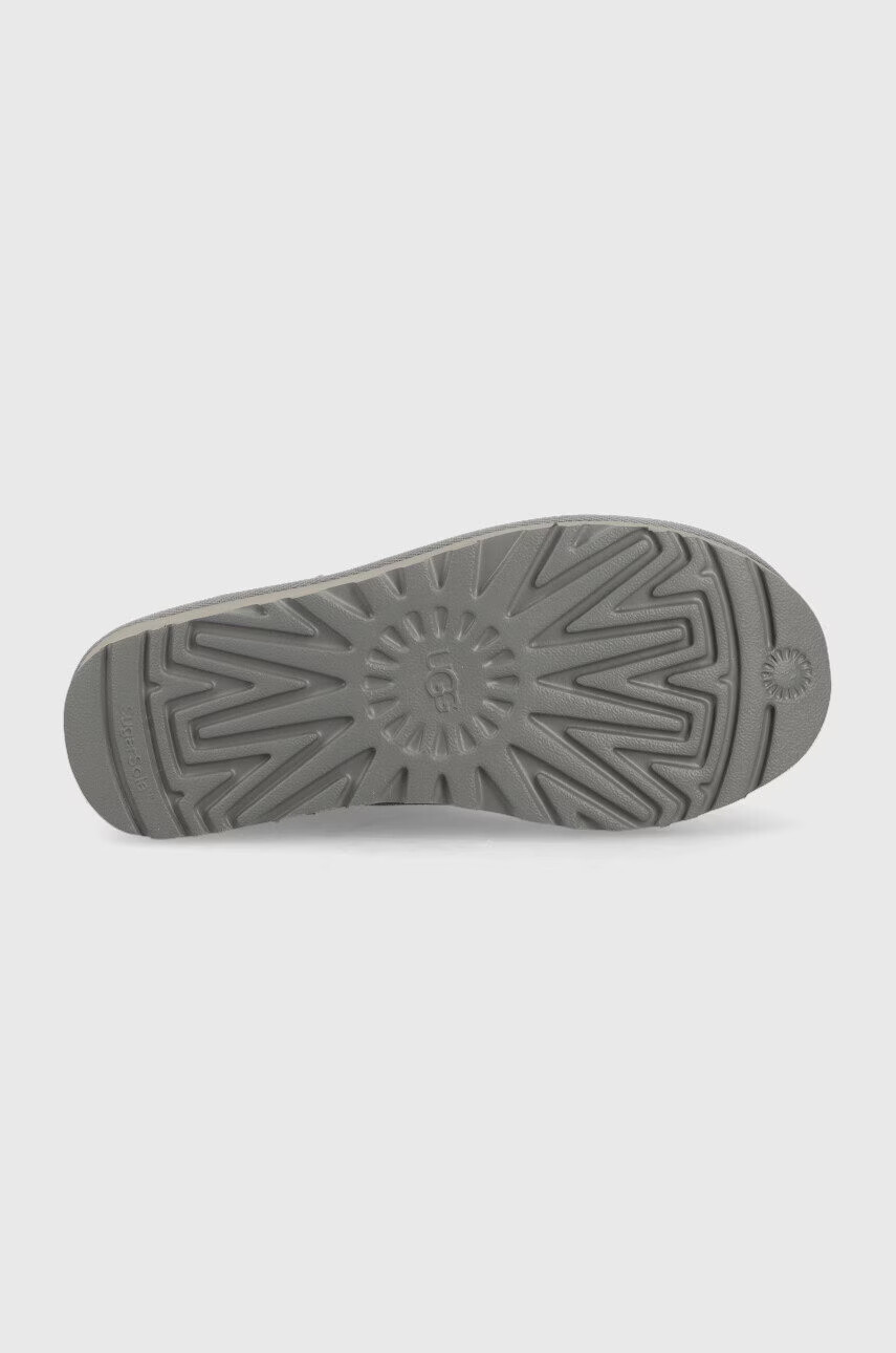 Ugg Велурени апрески W Classic Mini Slide Logo II в сиво - Pepit.bg