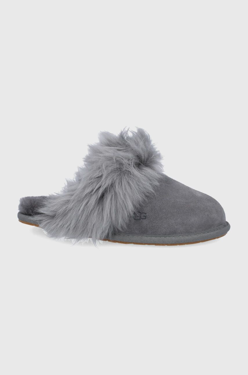 Ugg Велурени чехли Scuff в сиво - Pepit.bg