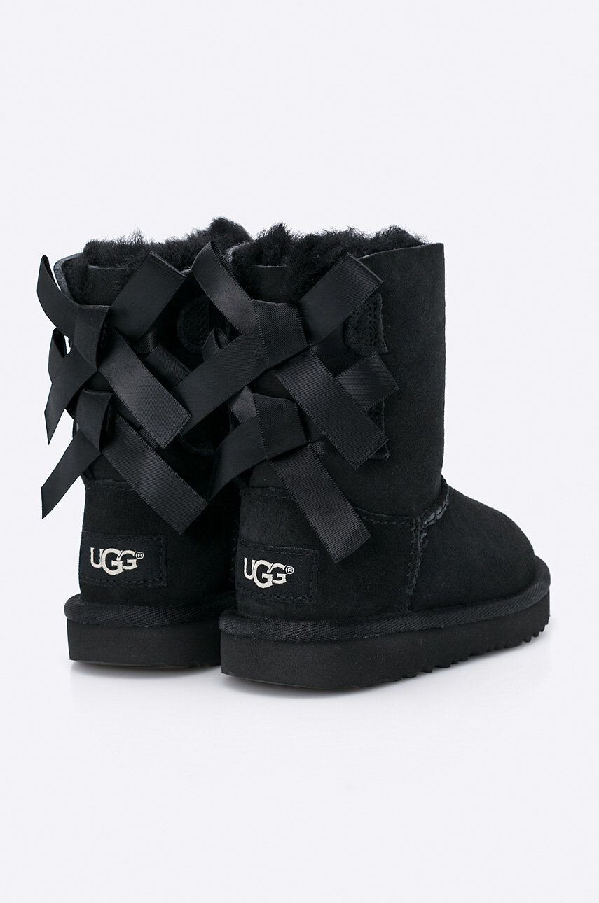 Ugg Зимни обувки в черно - Pepit.bg