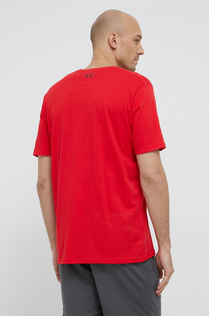 Under Armour 1329590 в червено с принт - Pepit.bg